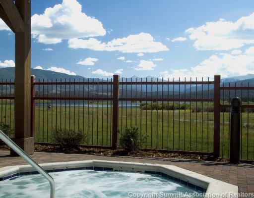 Hot Tub Overlooking Lake Dillon Frisco Lakeside Condo